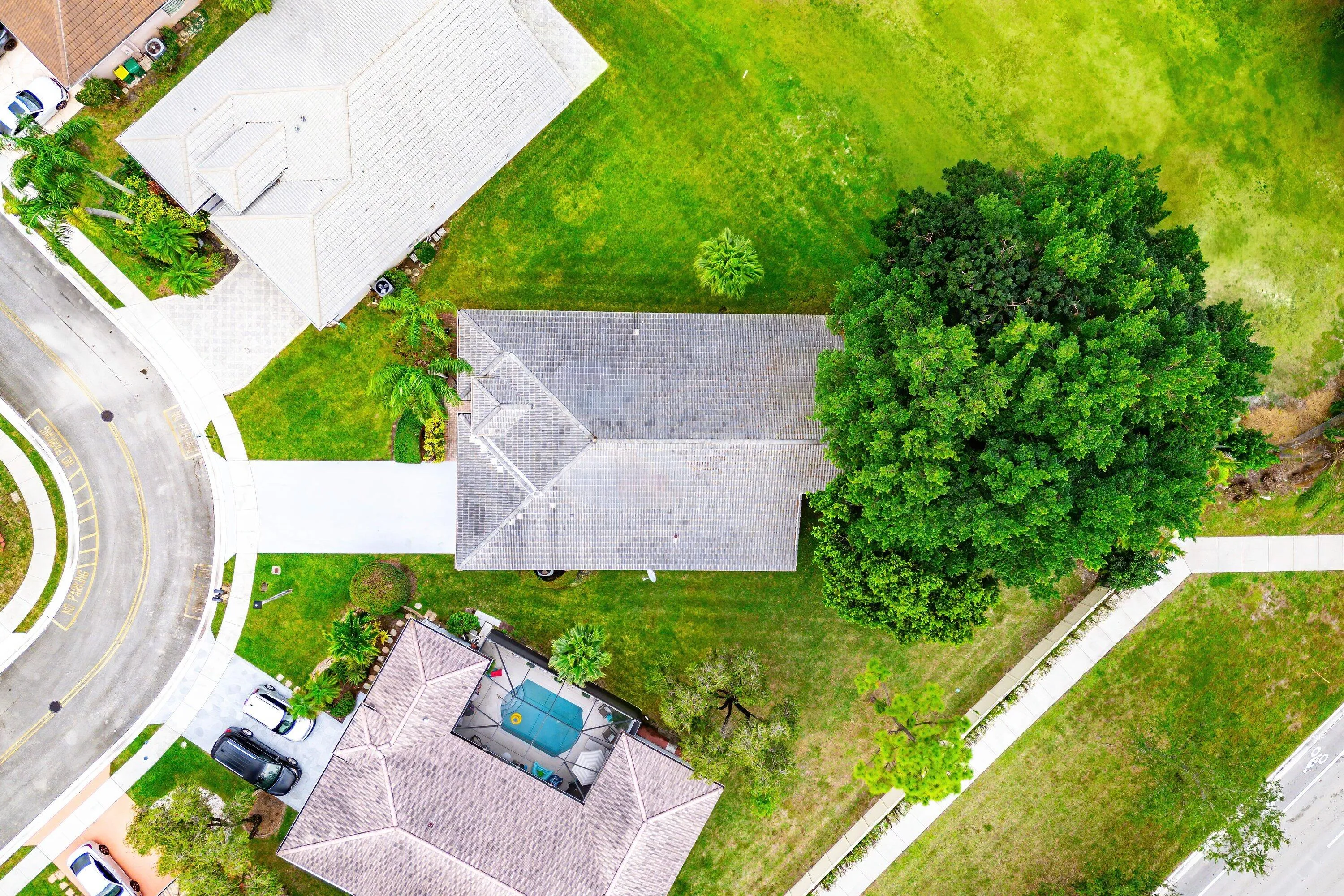 045-7707Northwest79thStreet-Tamarac-FL-3