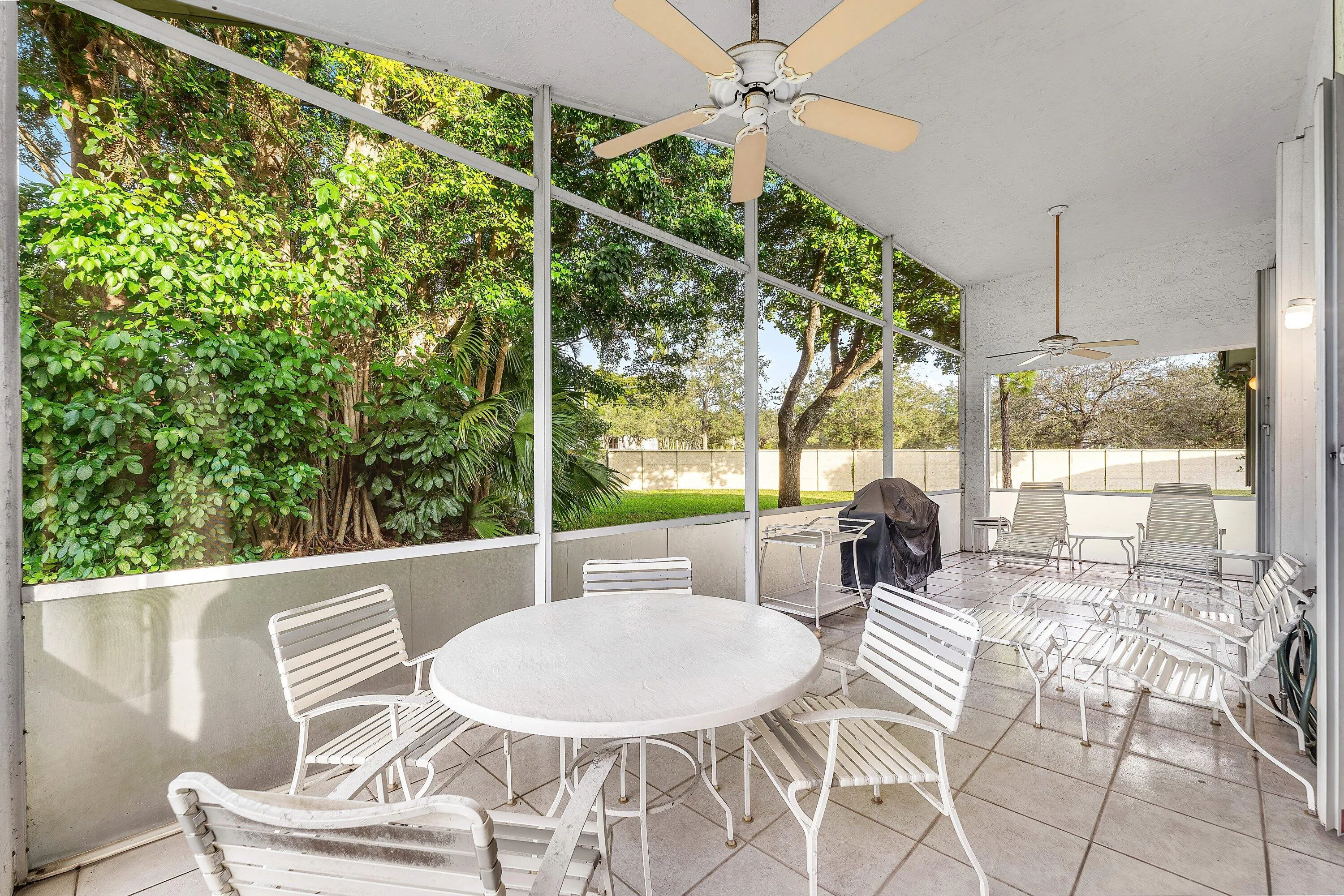 033-7707Northwest79thStreet-Tamarac-FL-3