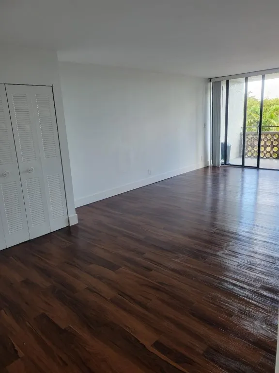 Living room & dining room