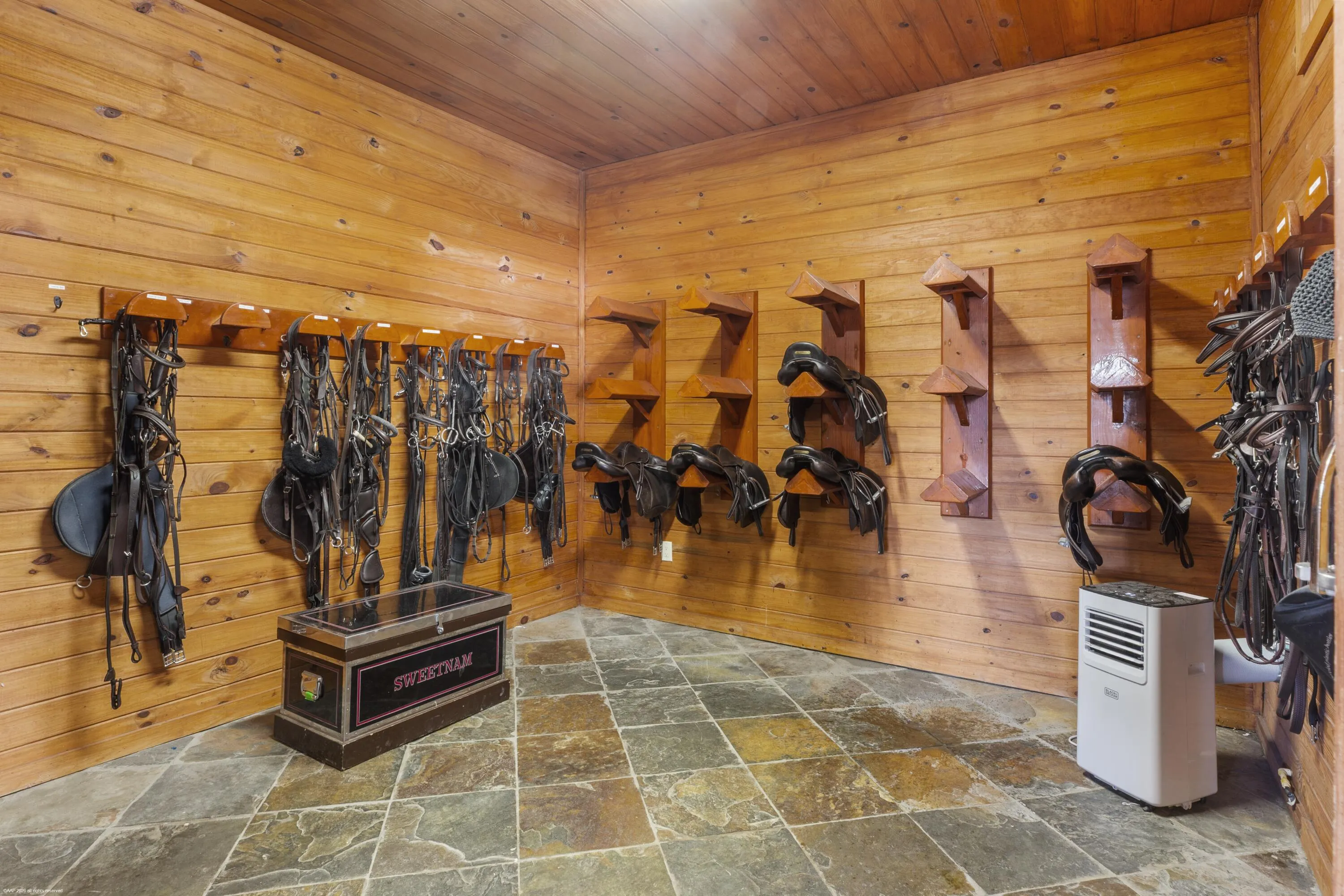 Property photo 40