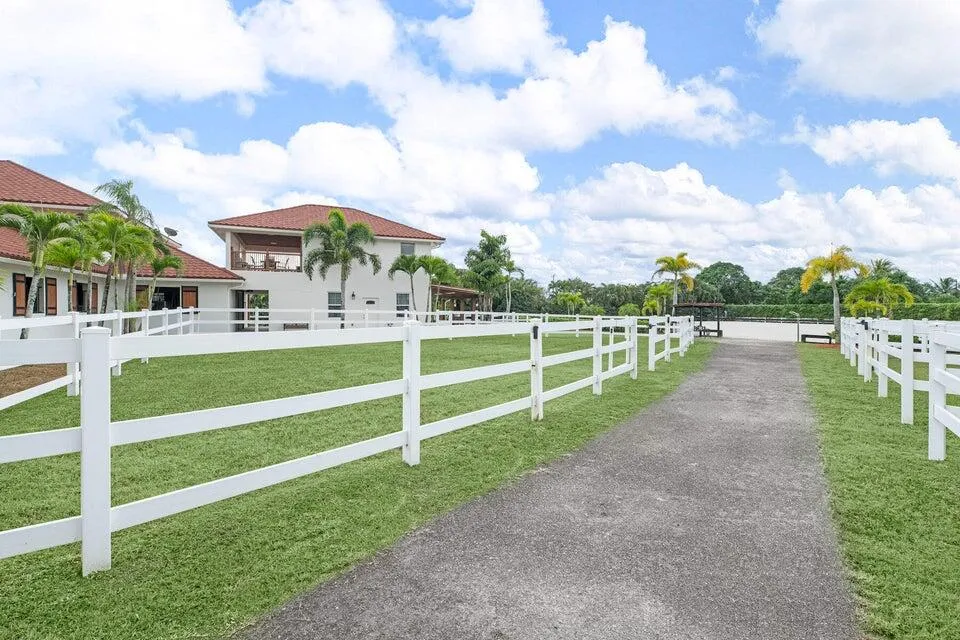 Property photo 47
