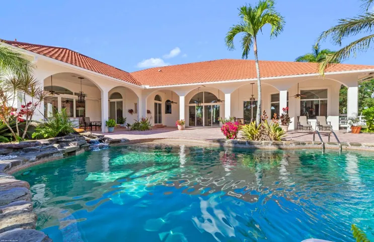 Pool & Patio