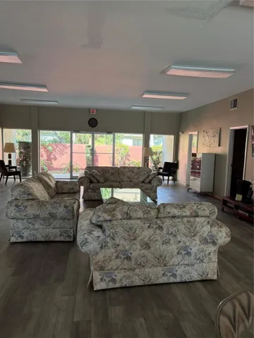 COMMUNITY CLUBHOUSE
