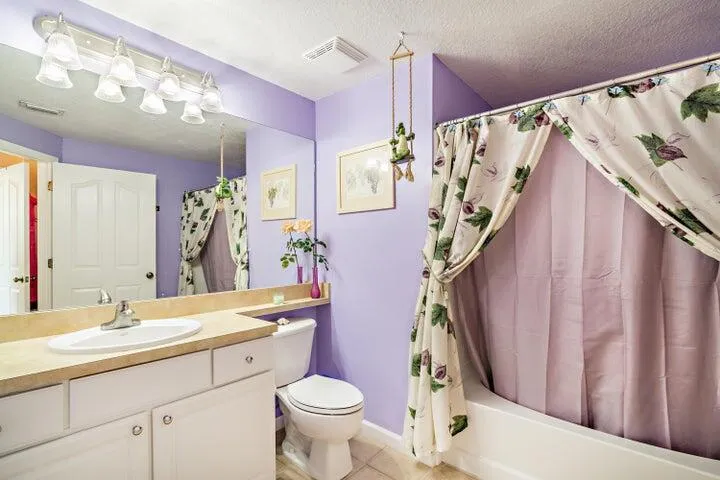 4308 Myrtlewood Bath