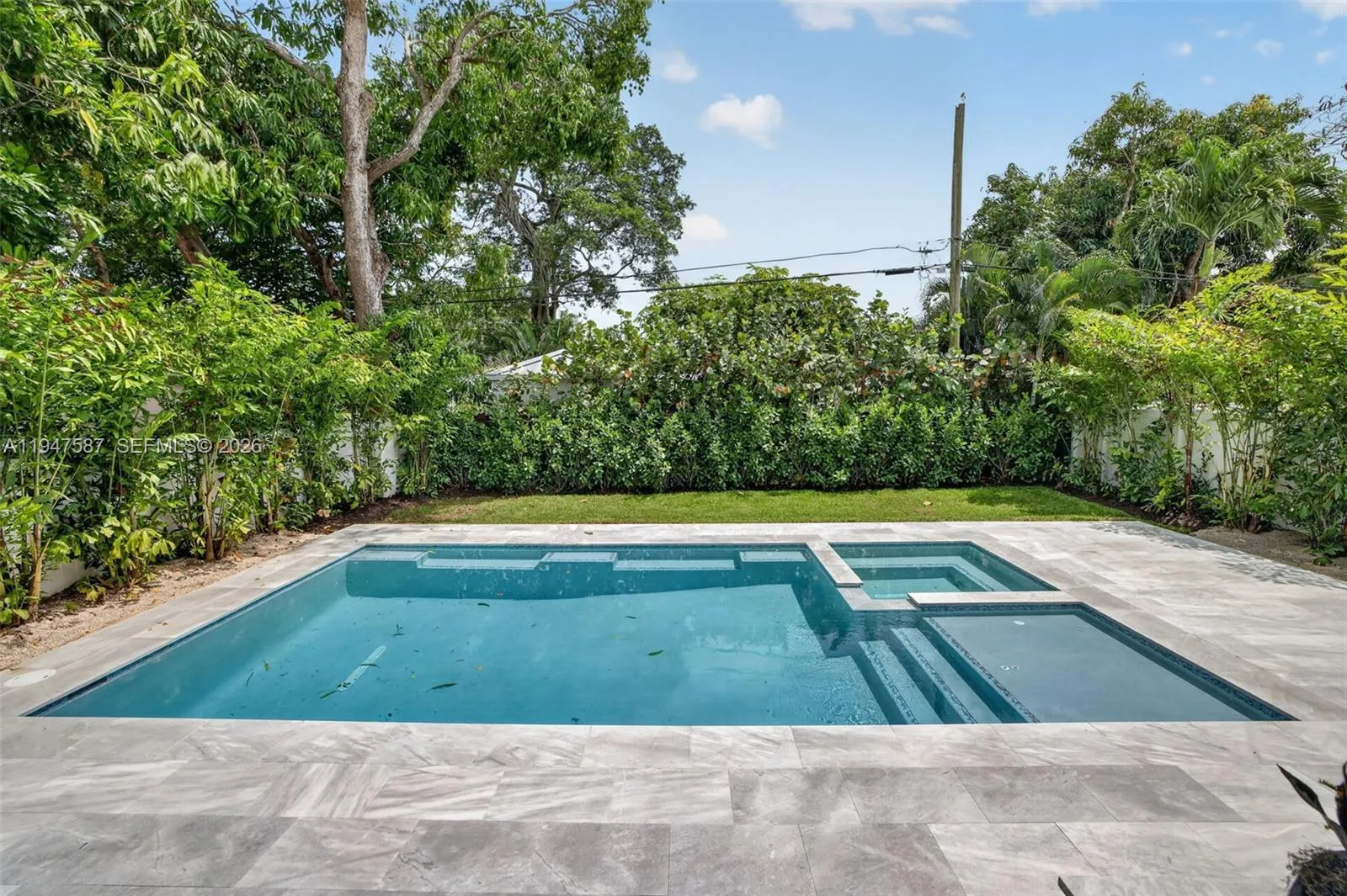 Photo 89