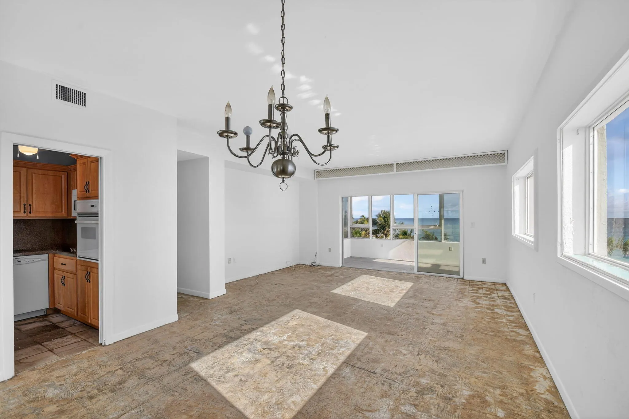 PENTHOUSE -14
