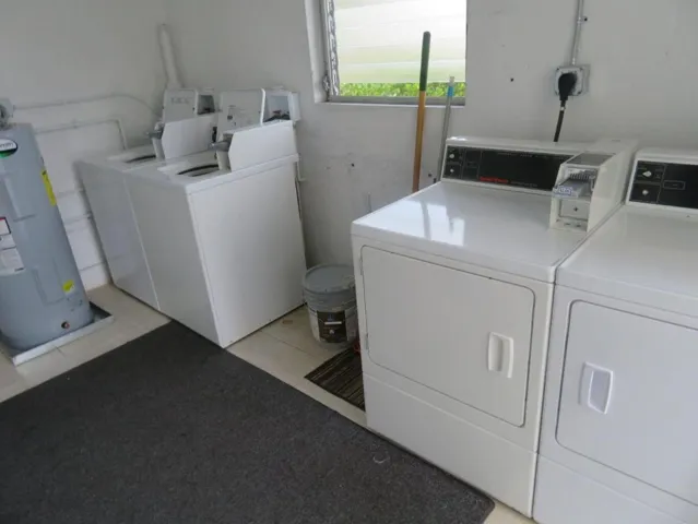 101 Akron Laundry