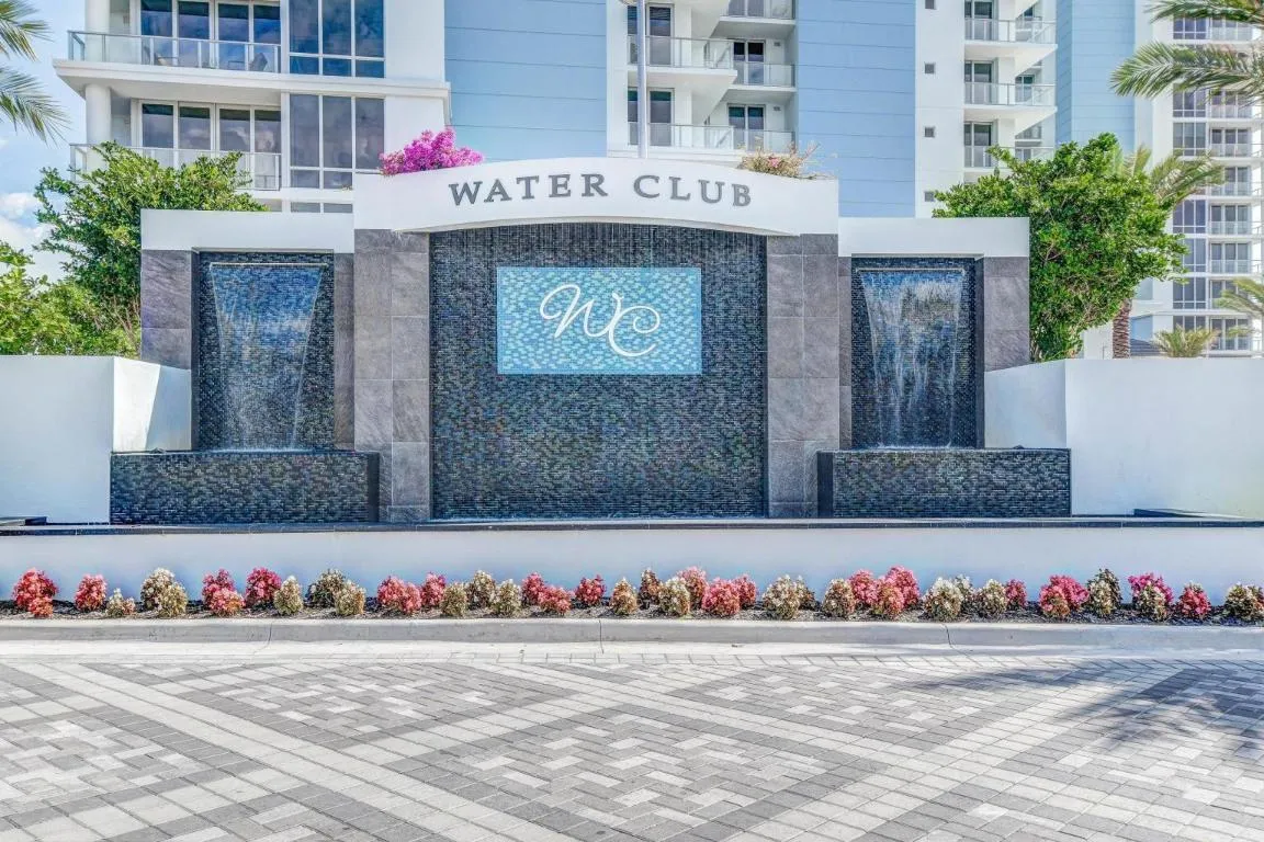 Water Club Sign