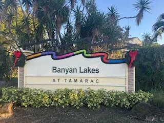 6194 Banyan Lakes