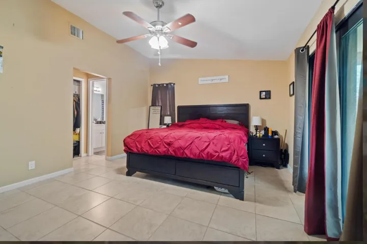 6194 Primary Bedroom