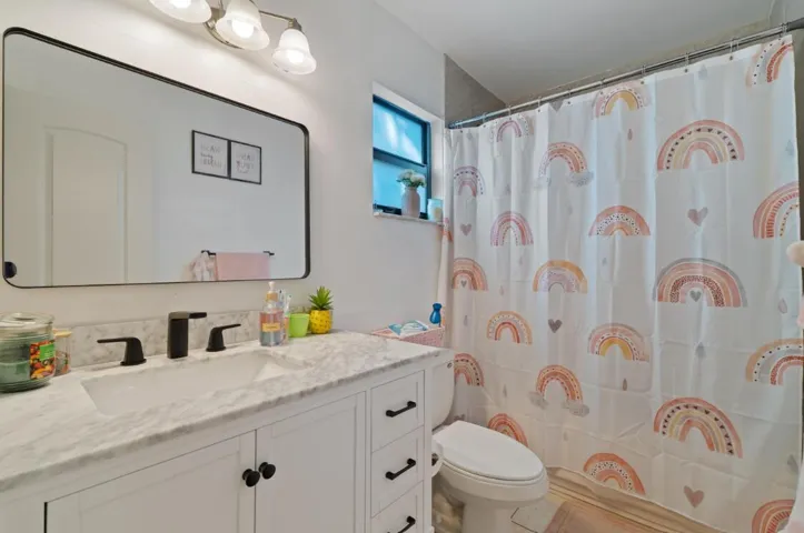 6194 Second Bath