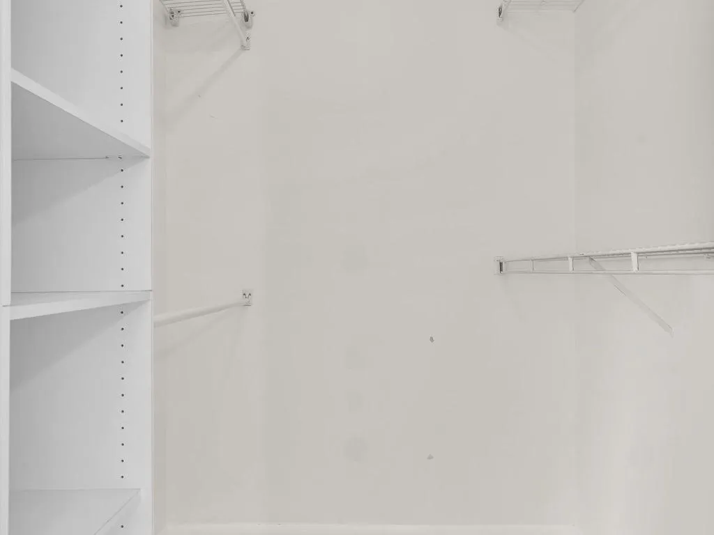 Walk In Closet