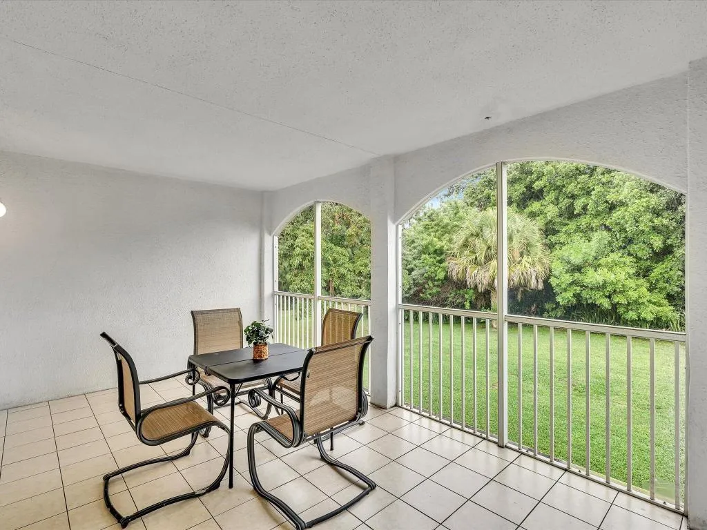 Screened in Balcony