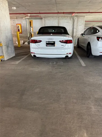 Parking #402