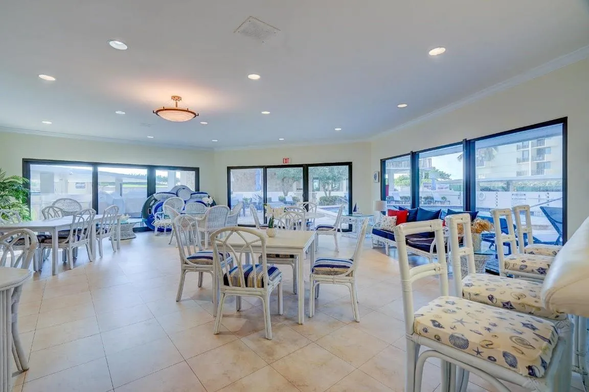 5480 N Ocean,B2A21