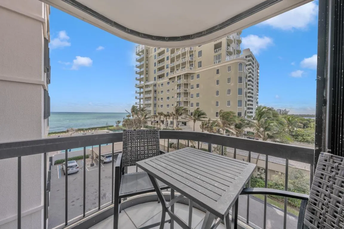 balcony sitting with ocean view