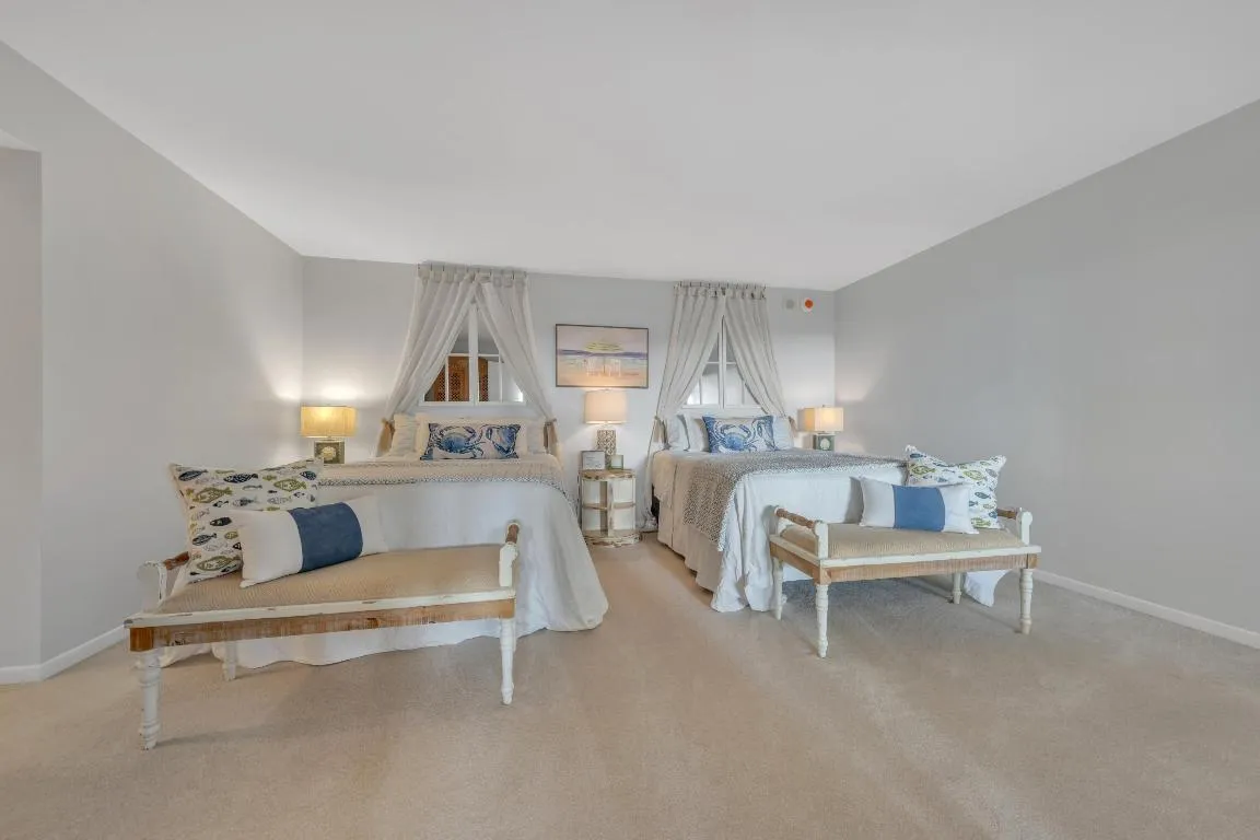 4A Master with two Queen Beds