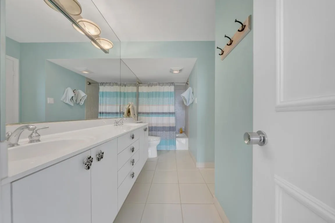 Master Bath with 2 entries