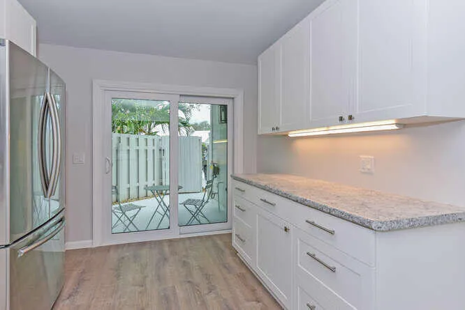 12698 SE Cascades Ct Hobe-small-024-067-