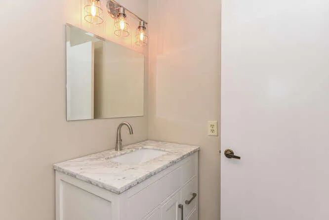 12698 SE Cascades Ct Hobe-small-031-086-