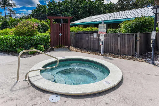 12698 SE Cascades Ct Hobe-small-052-017-
