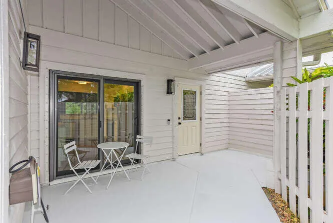 12698 SE Cascades Ct Hobe-small-003-081-