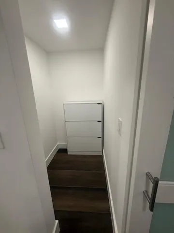 walk in closet