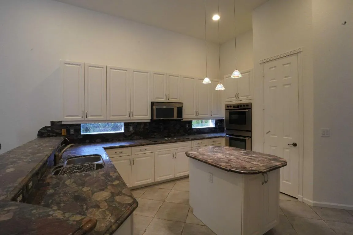 kitchen 6