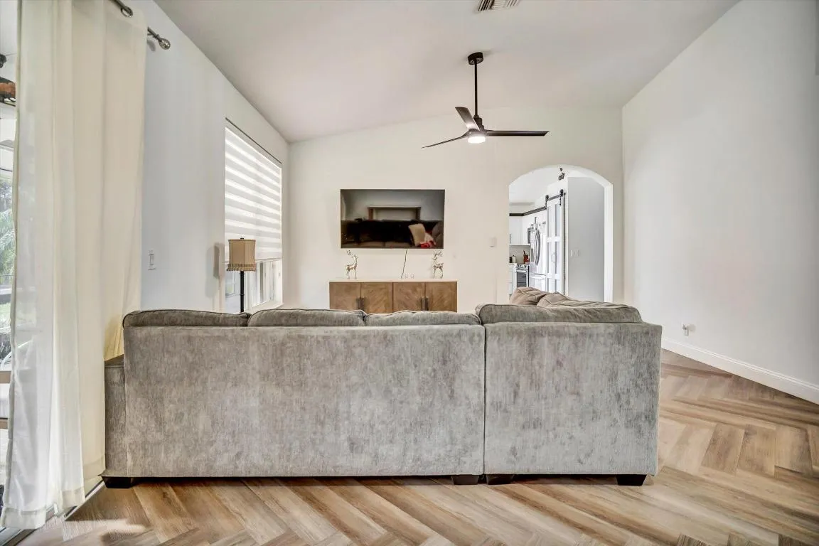 10-112 Cocoplum Circle-10