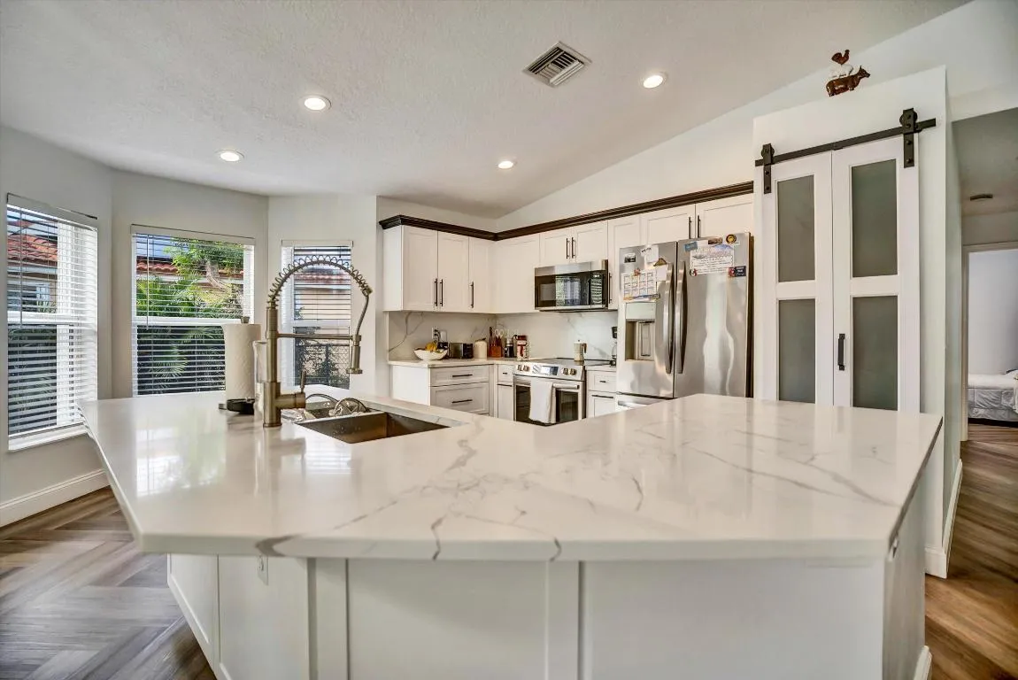 31-112 Cocoplum Circle-31