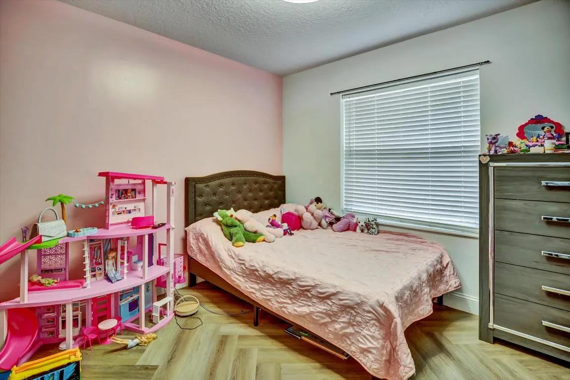 24-112 Cocoplum Circle-24