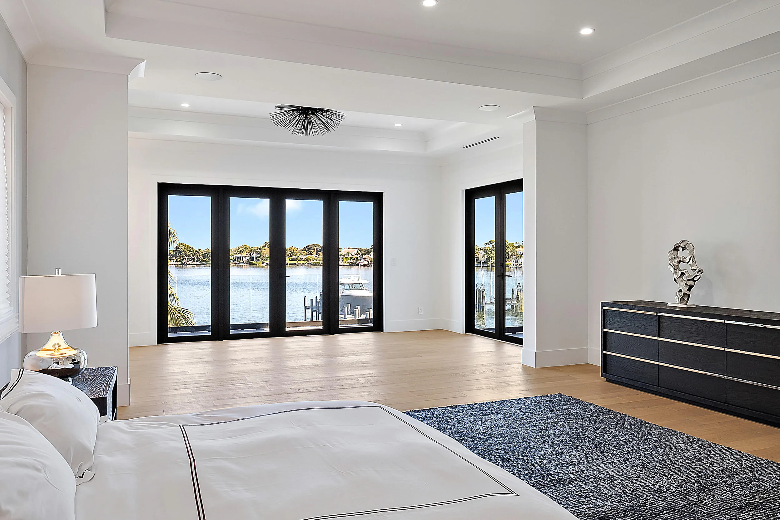 Primary Bedroom/Sitting Area