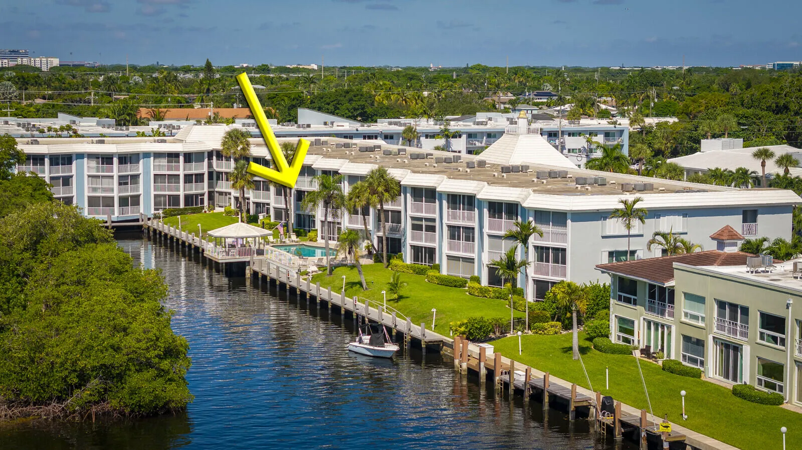 45_700_NE_Harbour_Terrace_Apt_231_45_mls