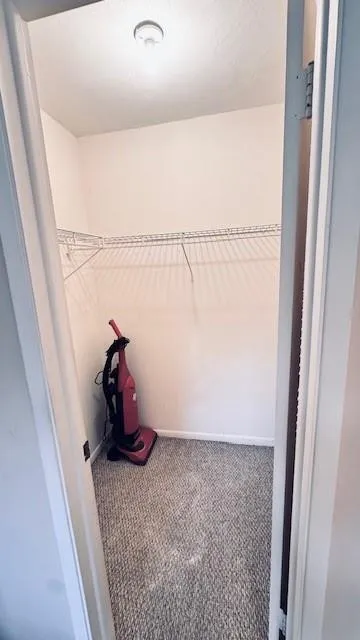 Walk-in Closets
