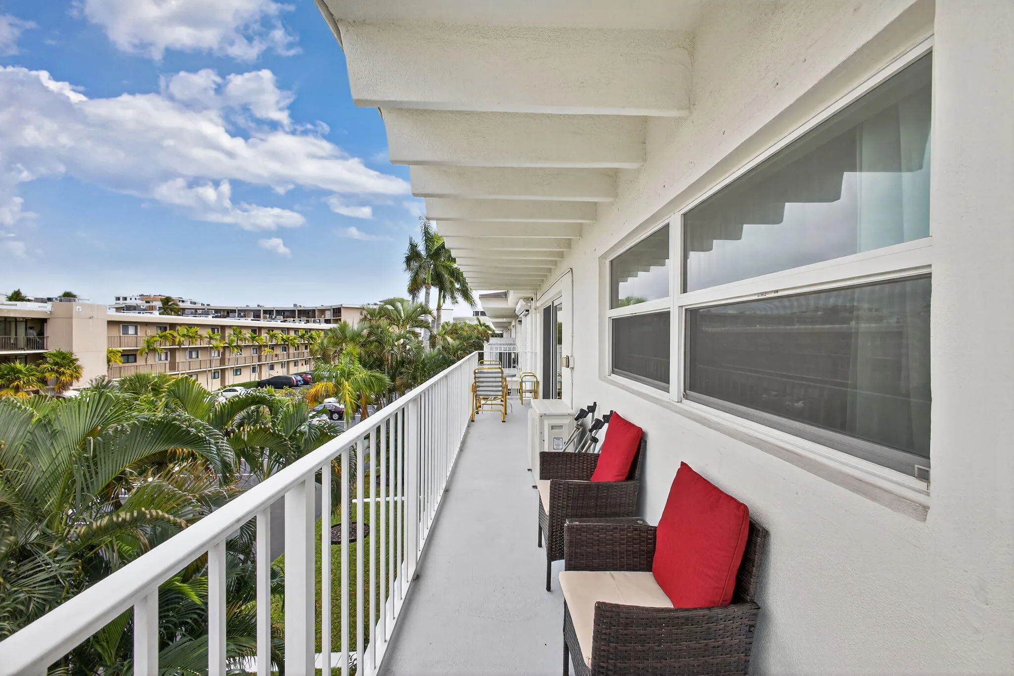 Balcony Photo #2