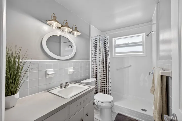 Bathroom Photo #1