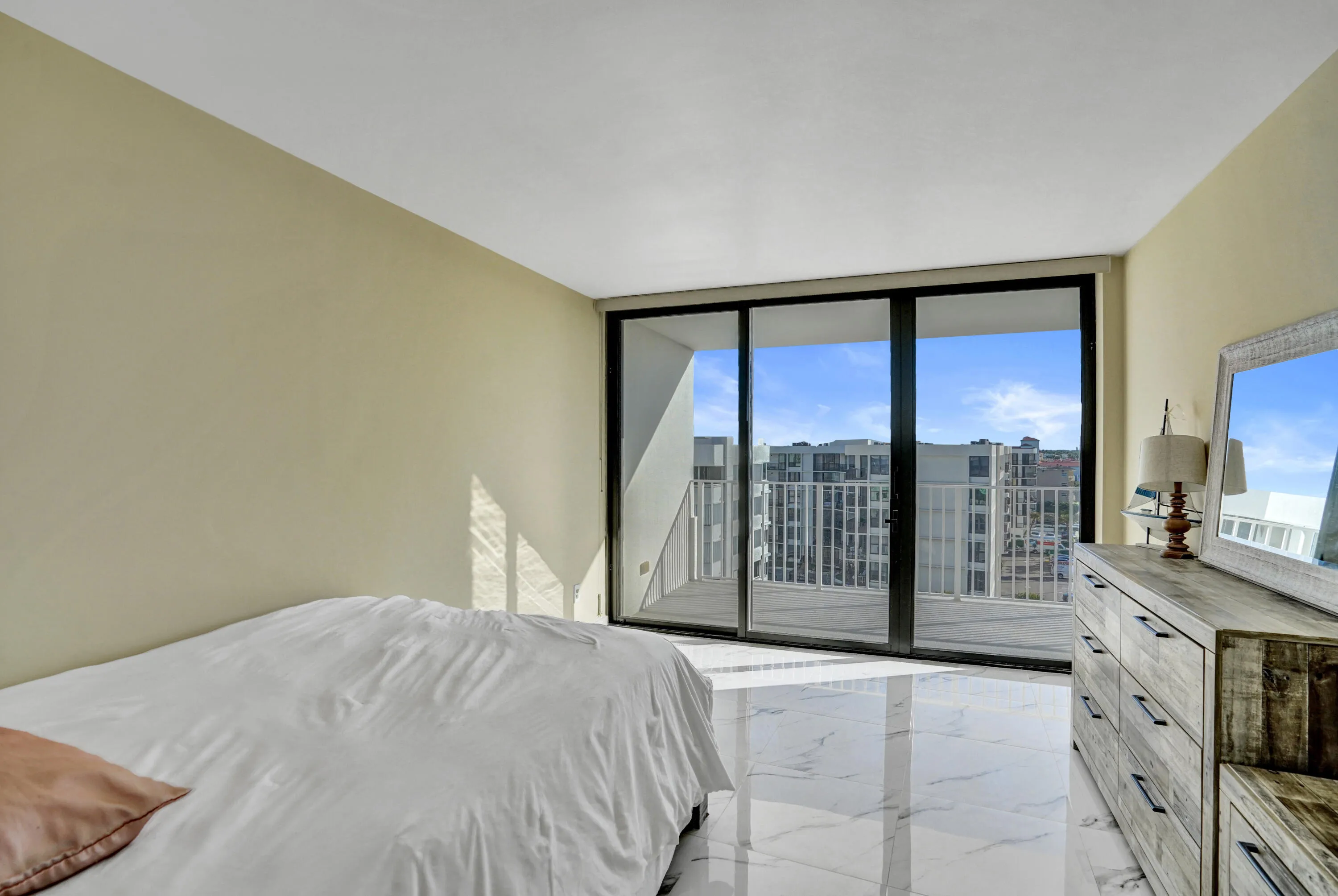 South Palm Beach Oceanfront Condo