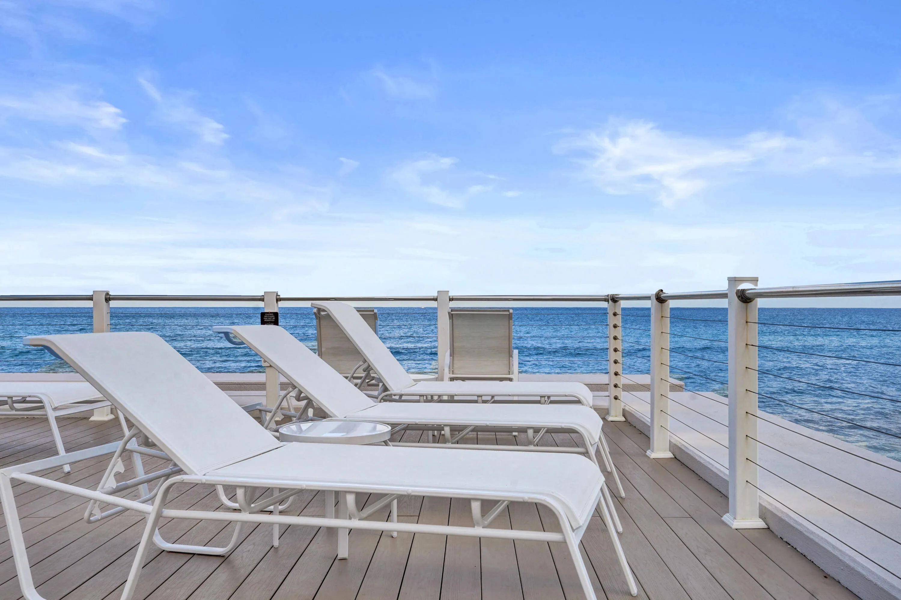 Waterfront condo in South Palm Beach
