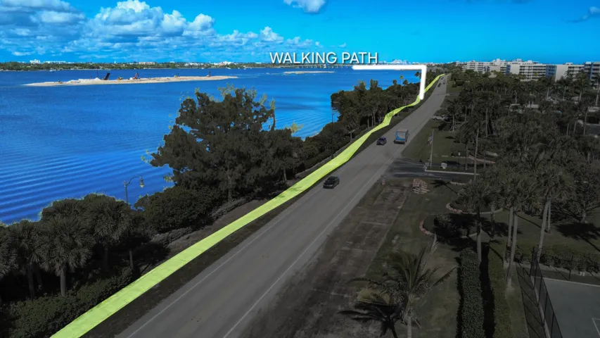 Ocean Blvd walking trail in Palm Beach