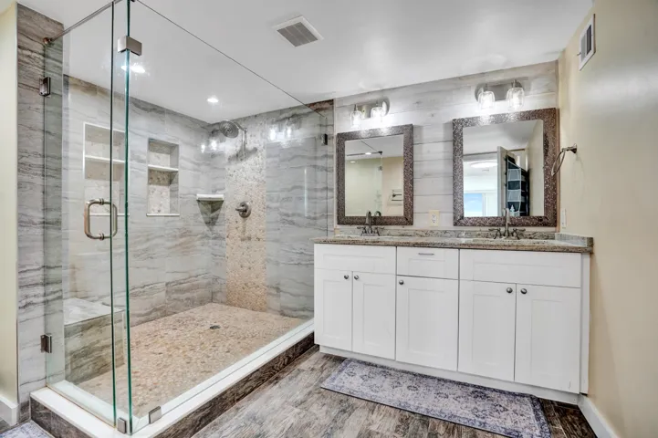 Condo For Sale In Palm Beach