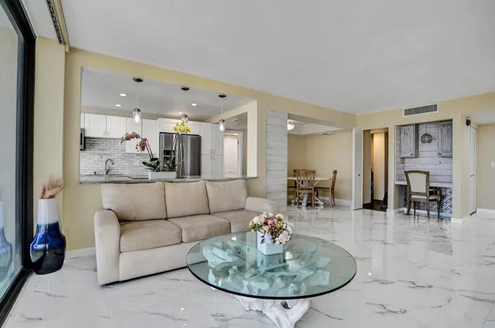 South Palm Beach Condo For Sale