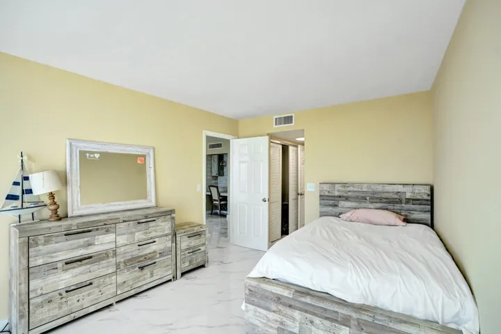 South Palm Beach Oceanfront Condo