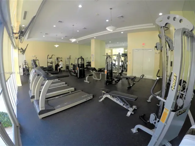 LARGE GYM