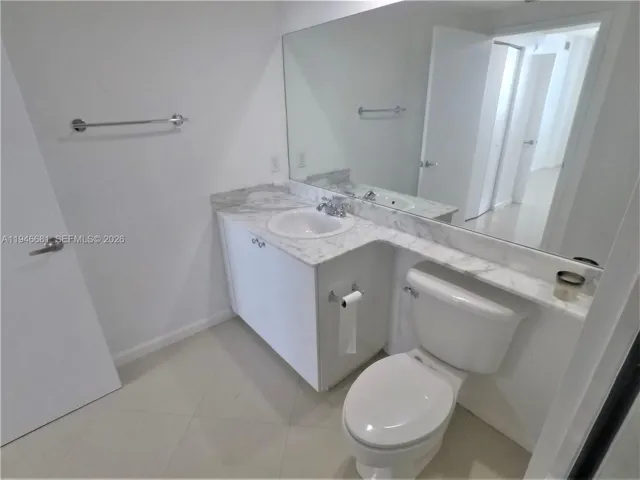 2nd bathroom