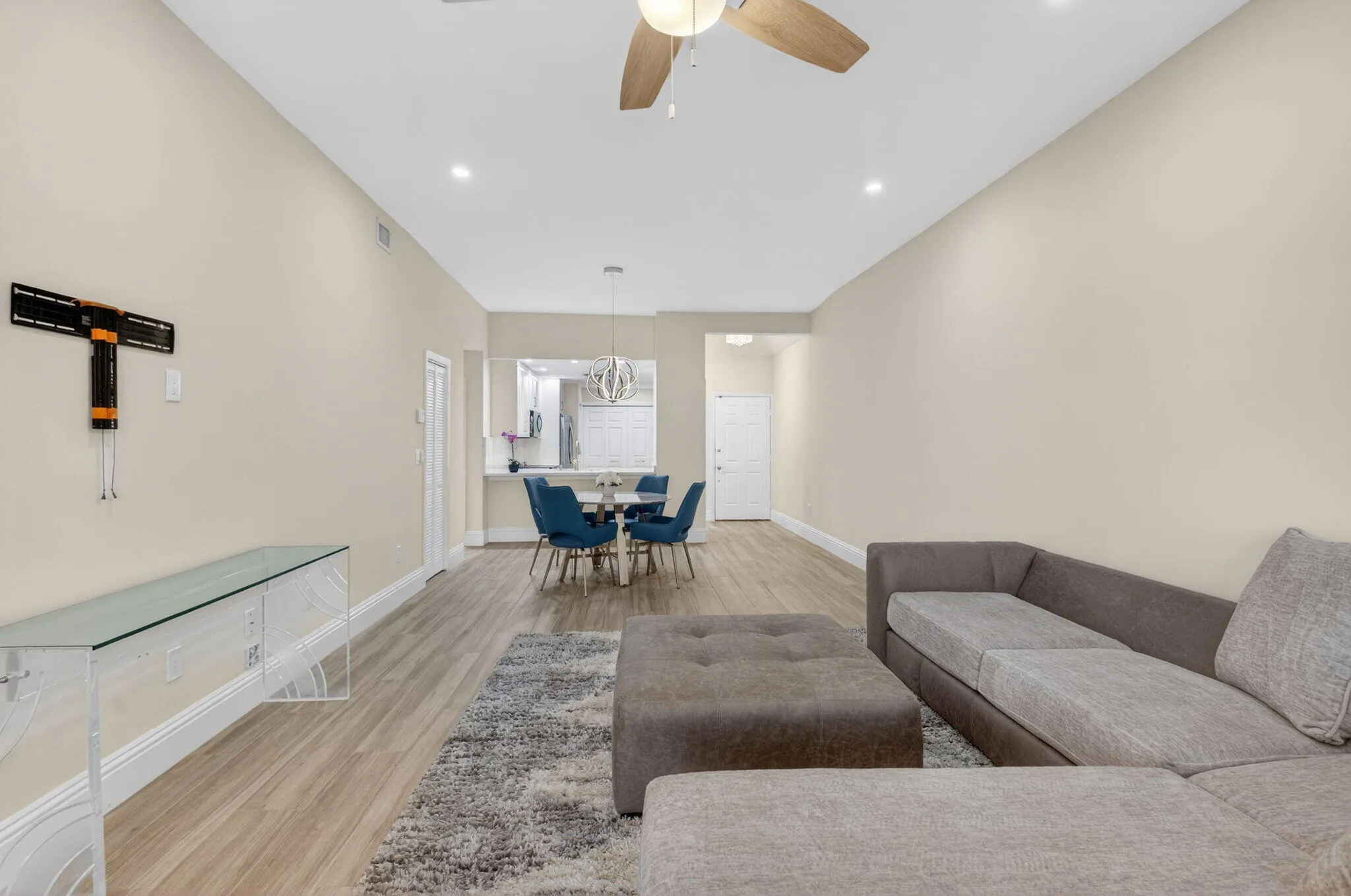 GREAT ROOM