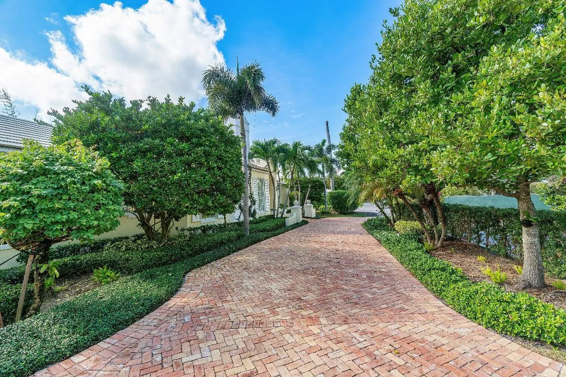 006-450BanyanRoad-GulfStream-FL-33483-SM