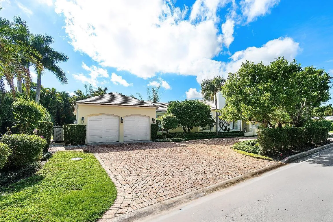 004-450BanyanRoad-GulfStream-FL-33483-SM
