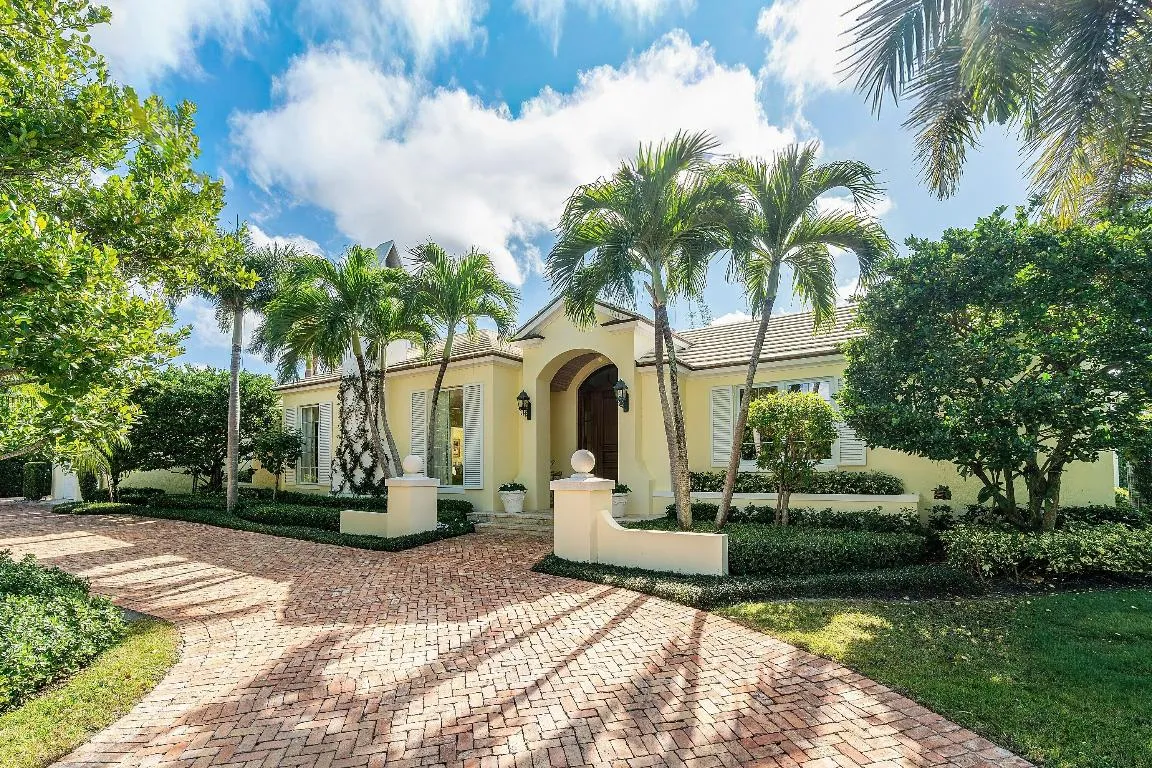 002-450BanyanRoad-GulfStream-FL-33483-SM