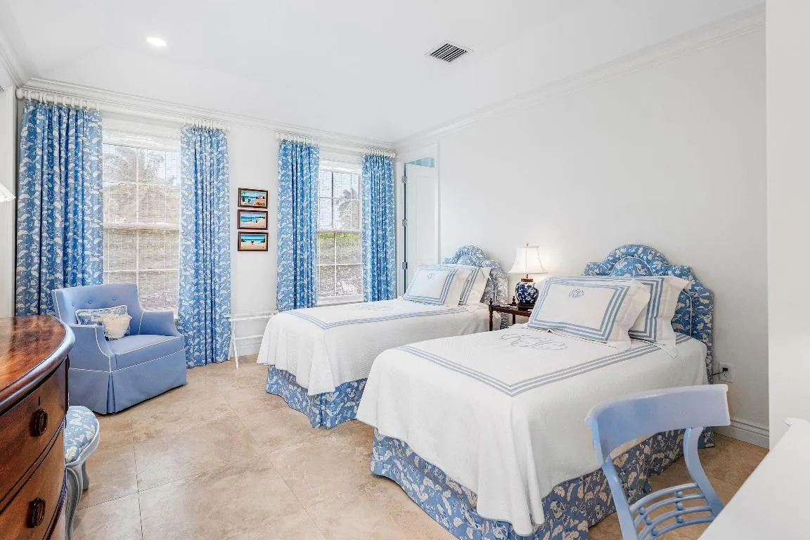 031-450BanyanRoad-GulfStream-FL-33483-SM