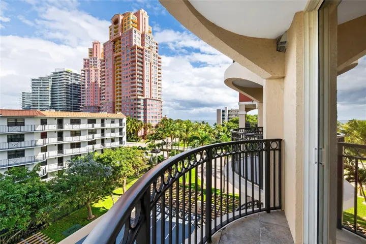 2nd balcony